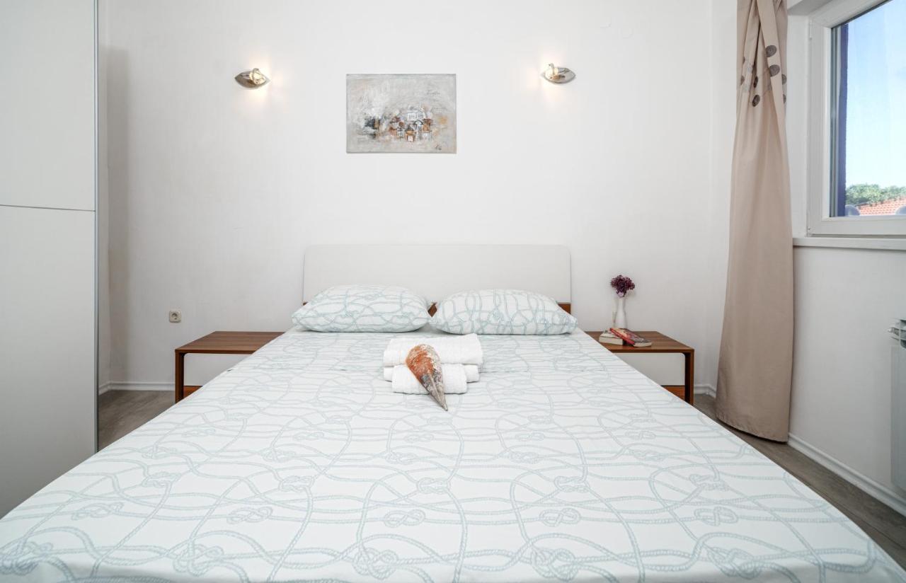 Apartmani Gabriella Vodice Ngoại thất bức ảnh